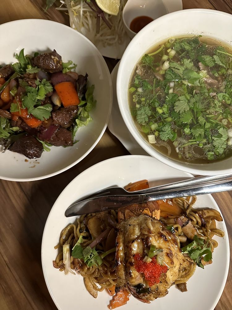 Lobster Garlic Noodle