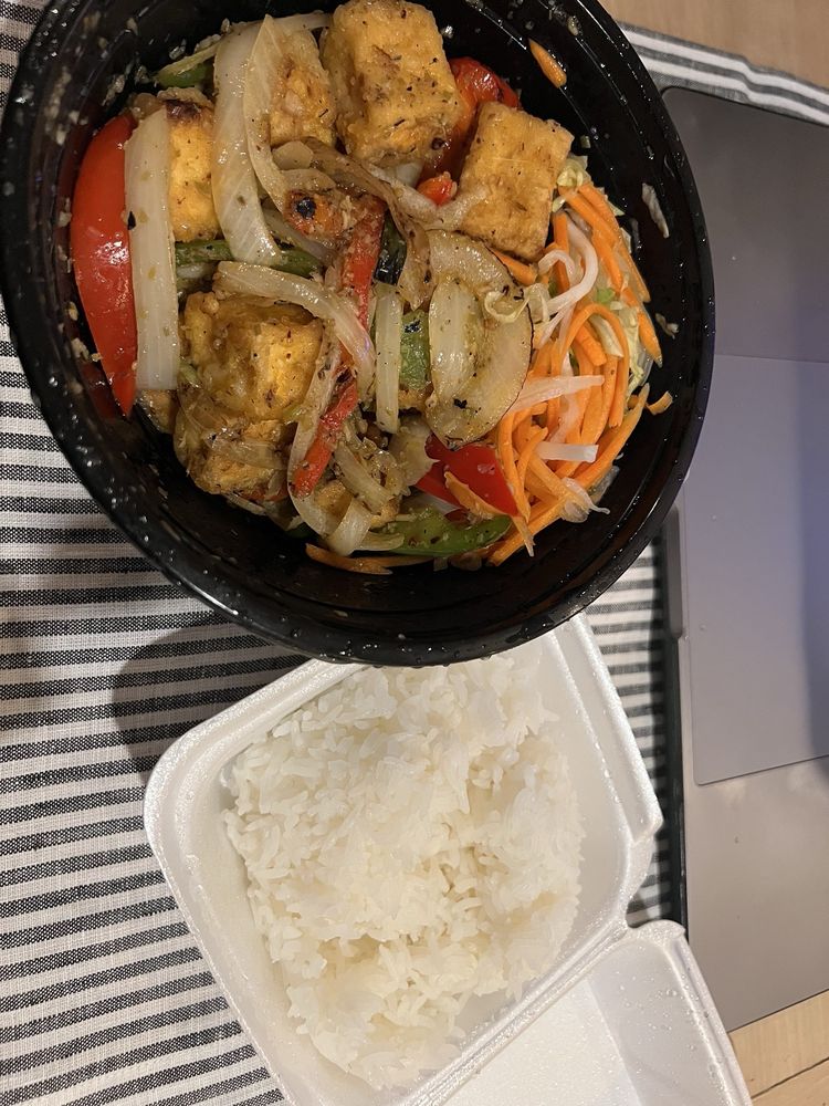 Crispy Spicy Lemongrass Tofu