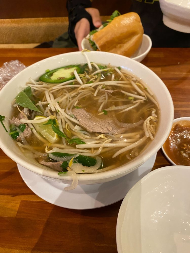 Pho Tai