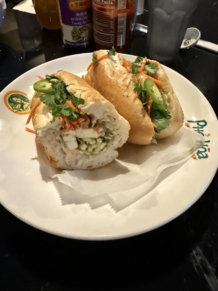 Banh Mi Crunchy Buns