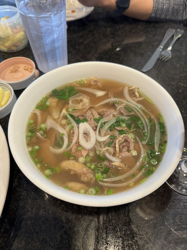 Pho Tai