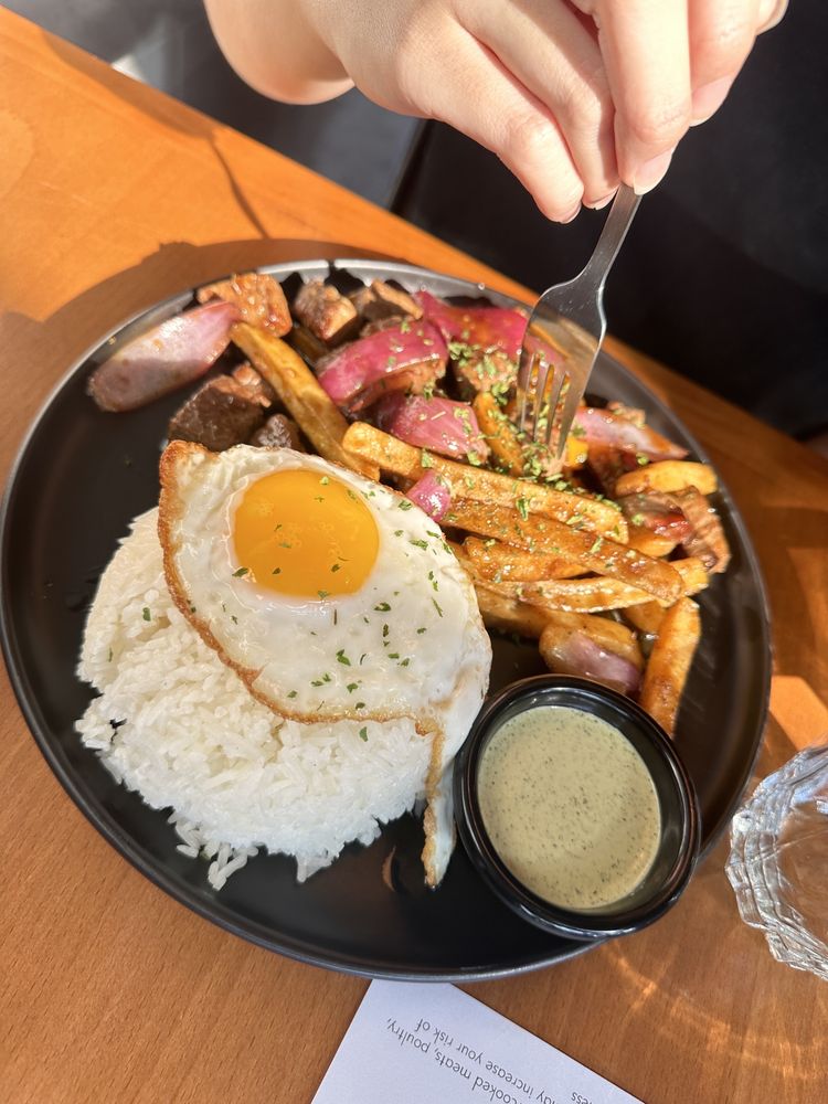 Lomo Saltado