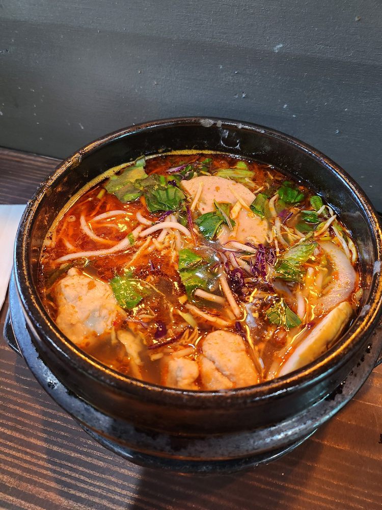 Bun Bo Hue/hue Style Beef Noodle Soup