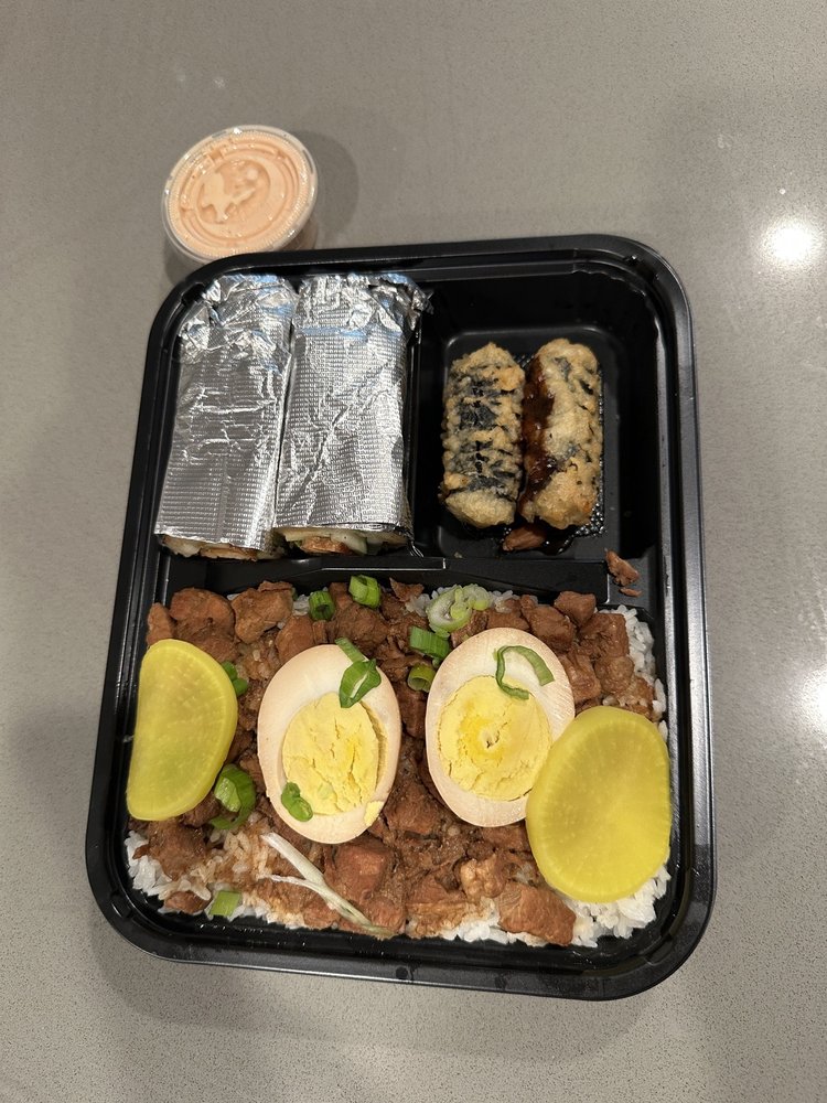 Scallion Pancake Roll 葱油卷饼