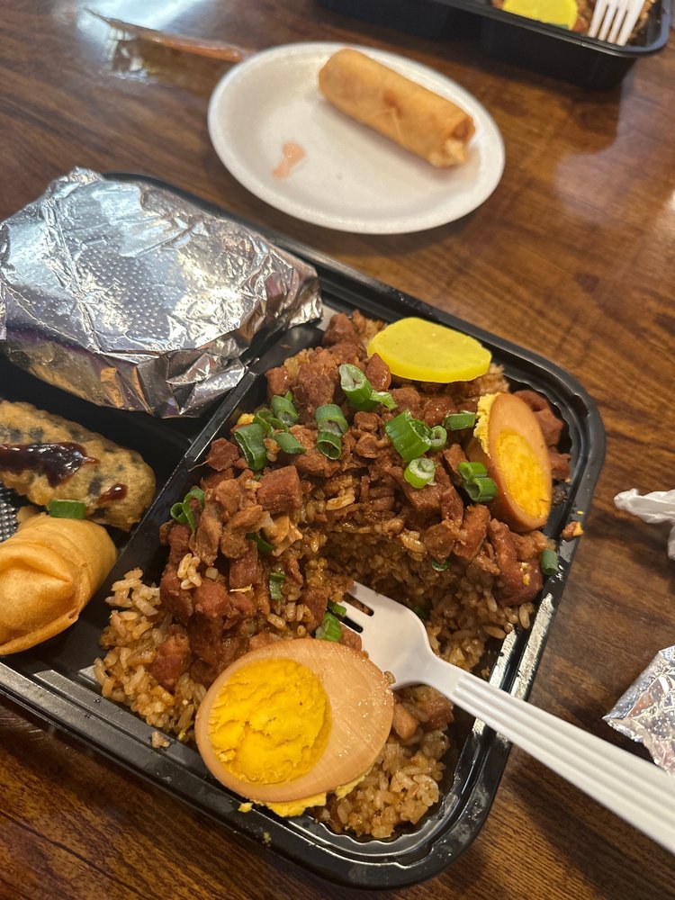 Barbecue Pork Bun (3 Pc) 叉烧包