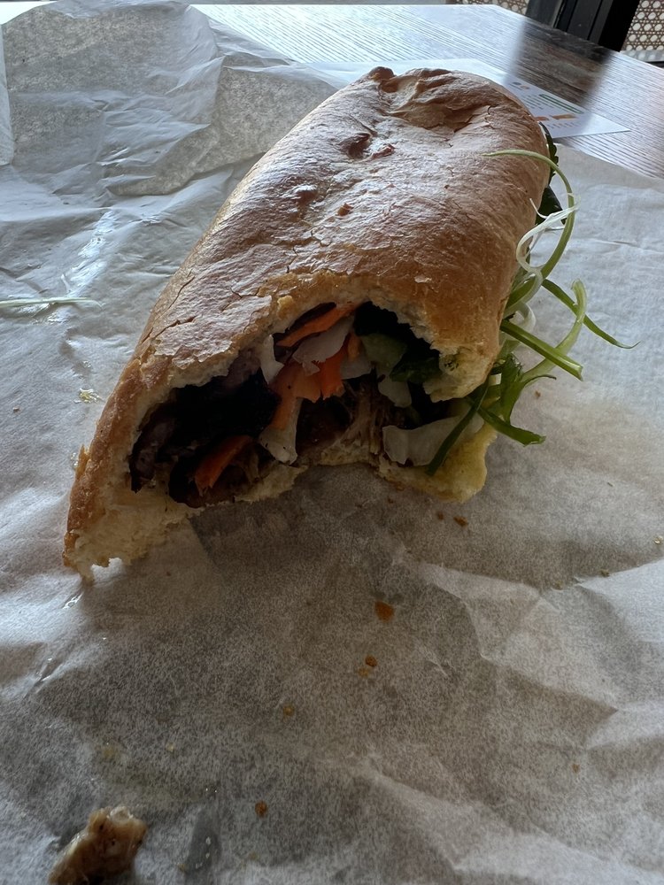 Banh Mi Thit Nuong