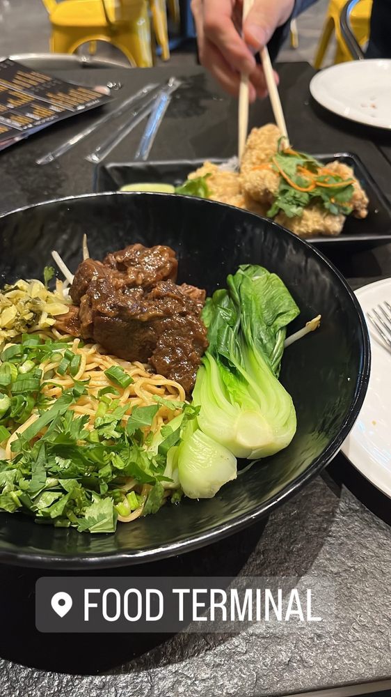 6 Hours Braised Beef Noodle Soup