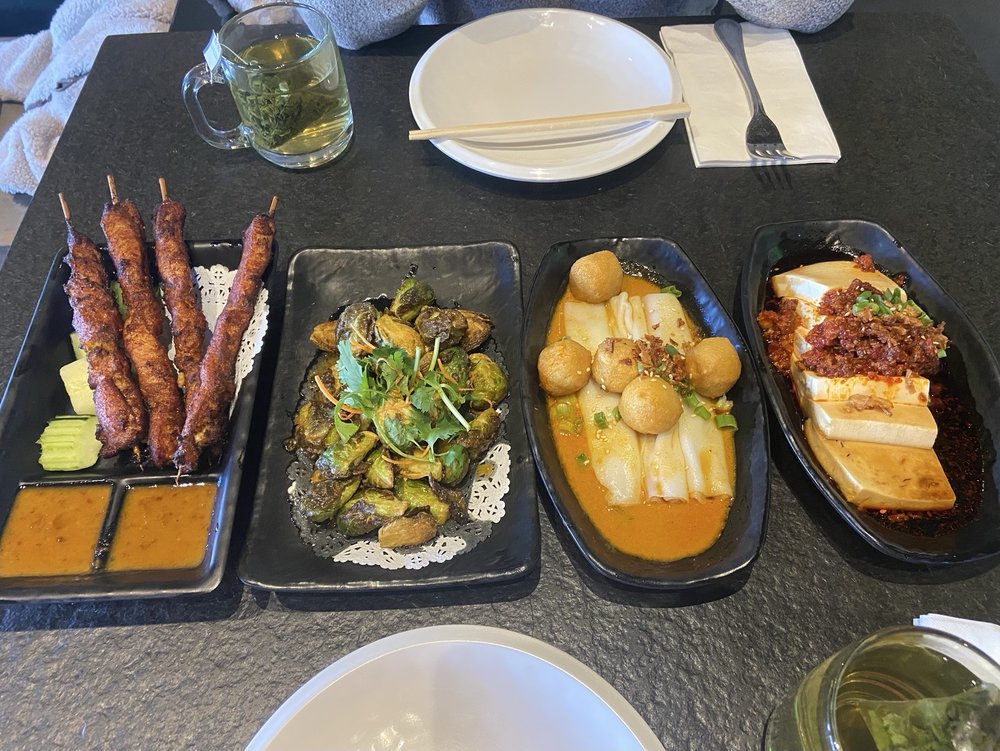 Curry Fish Ball Cheong Fun