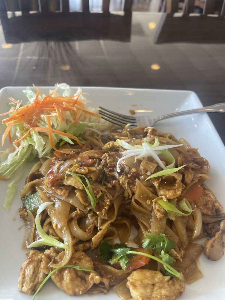 Pad Kee Mow