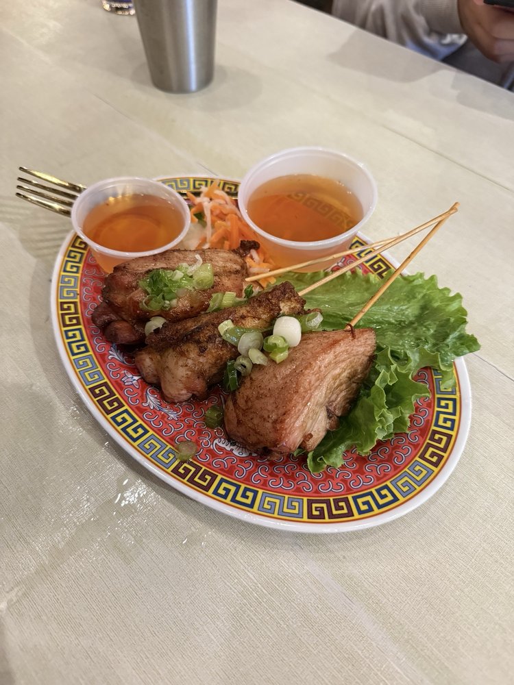 Lemongrass Chicken Vermicelli Bowl