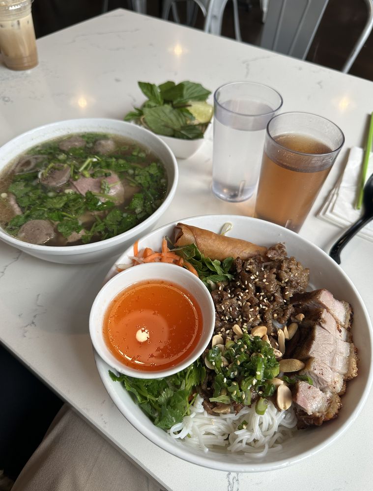 Lemon Grass Pork Vermicelli