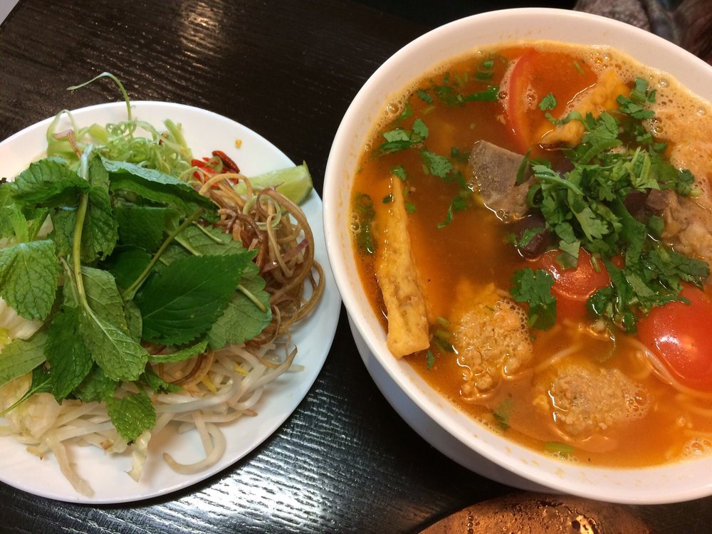 Vietnamese Seafood Soup