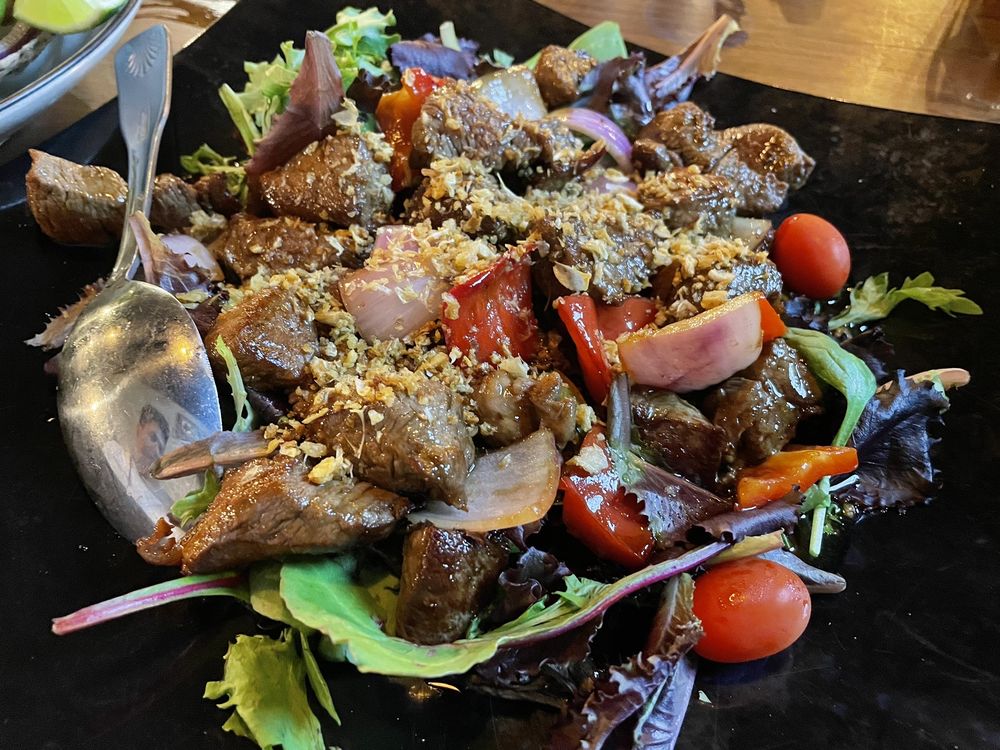 Bò Lúc Lắc / Shaky Beef