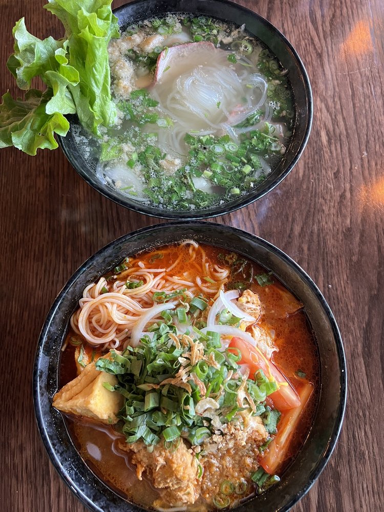 Bun Rieu/tomato Crab Soup