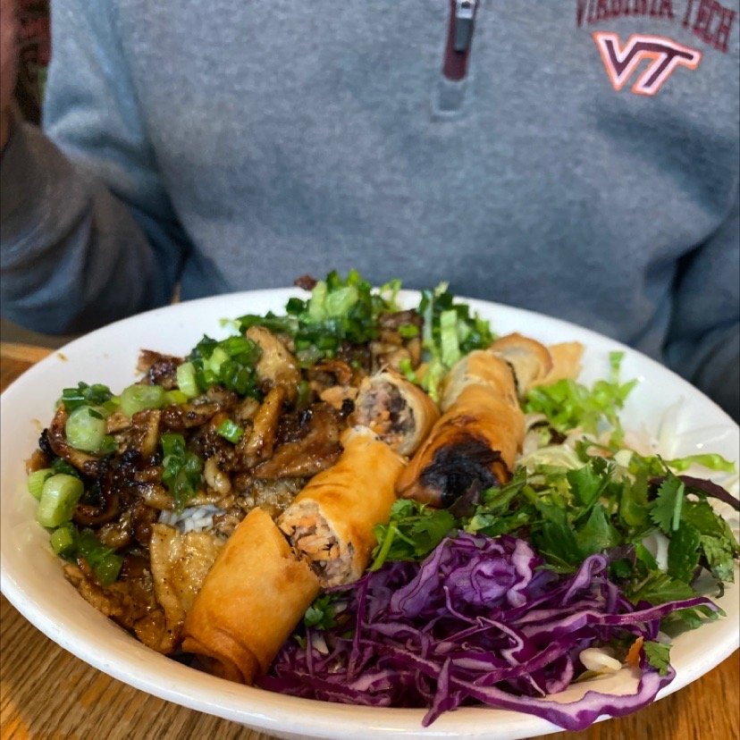 Grilled Pork and Crispy Rolls Bowl Bn Ch Gi Tht Nng