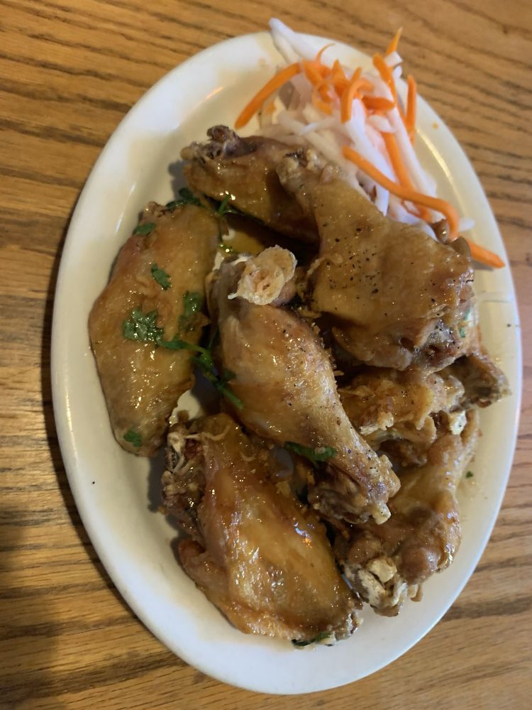 Caramelized Chicken Wings