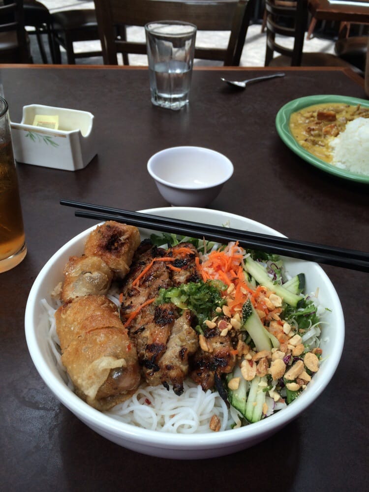 Lemon Grass Chicken Vermicelli