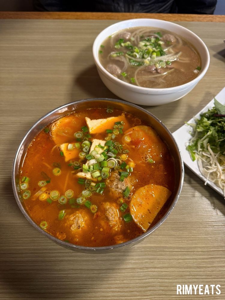 Bún Riêu