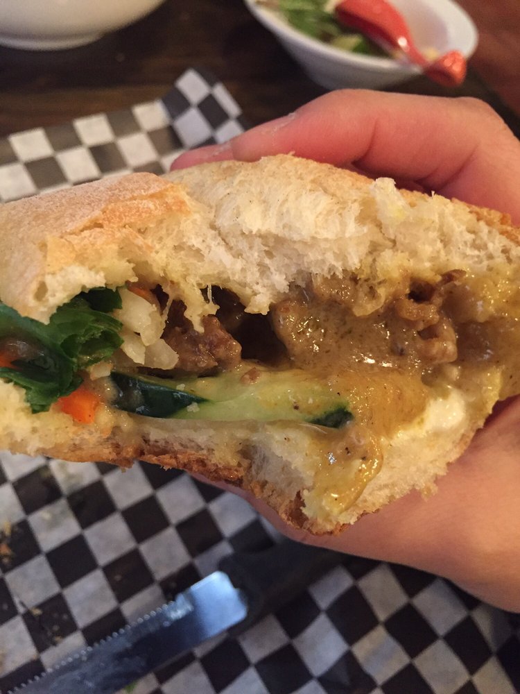 Curry Banh Mi