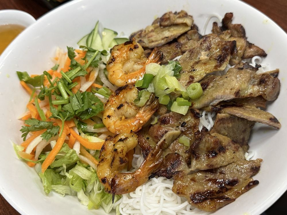 Gabo Vermicelli Bowl