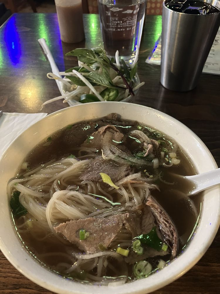 Phở-ty-eight Beef Pho