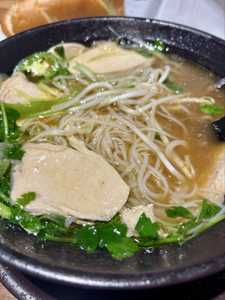 Chicken Pho P6. Phở Gà