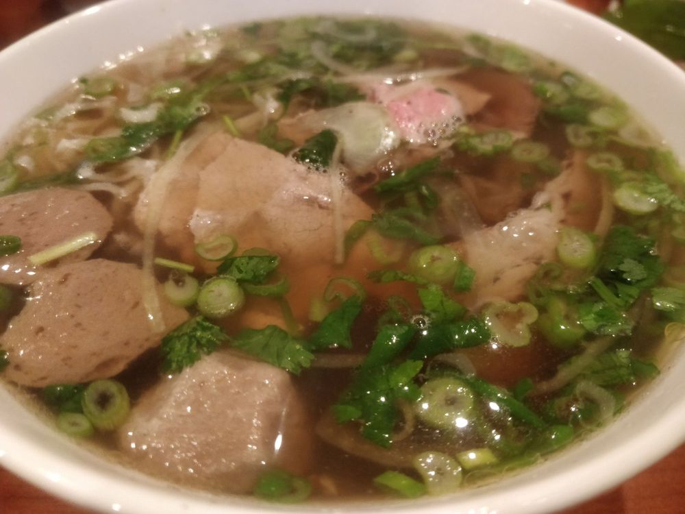 Phở Đặc Biệt - House Special Pho Bowl
