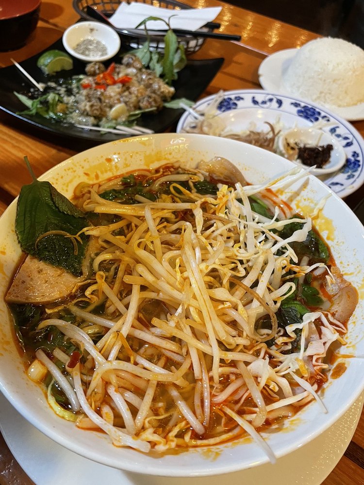 Bun Bo Hue