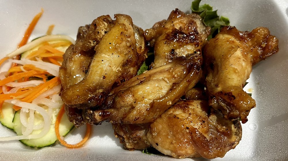 Caramelized Chicken Wing / Canh Ga Chien