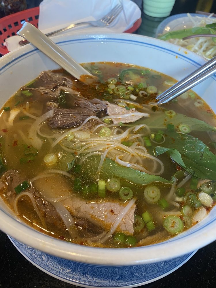 Pho Tai