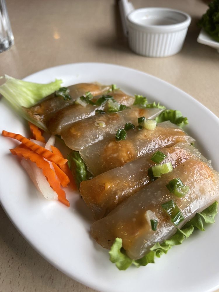 A9 Banh Bot Loc Vietnamese Clear Shrimp & Pork Dumpling