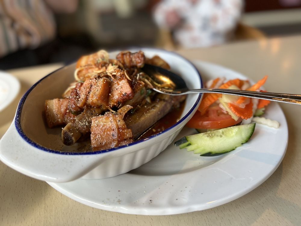 E5 Ca Kho To Catfish Clay Pot