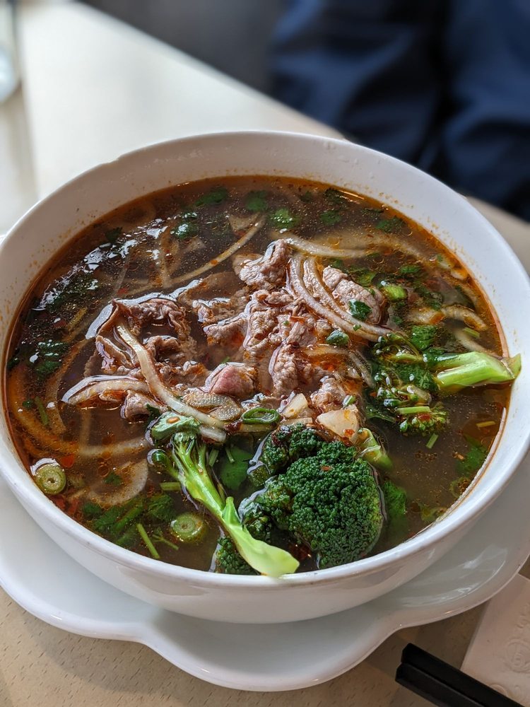 P5 Mala Pho Tai Mala Spicy Beef Pho