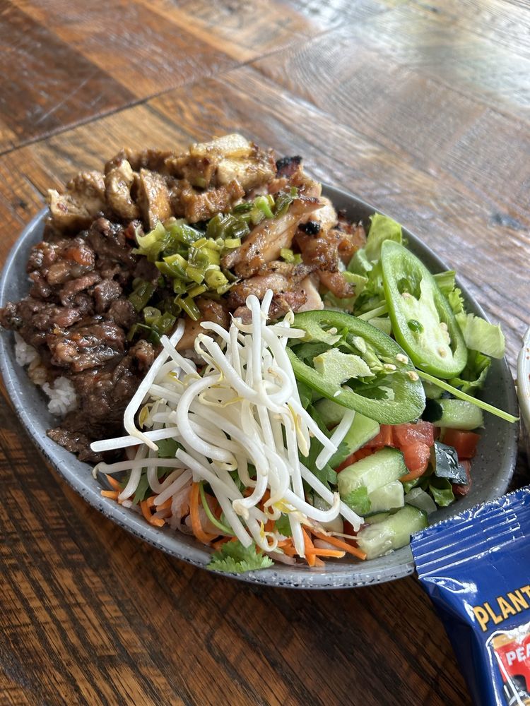 Chicken Rice Salad Bowl