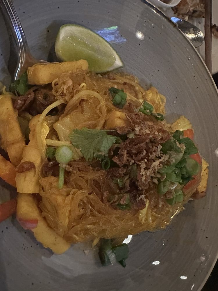 Lemongrass Tofu Singapore Noodle