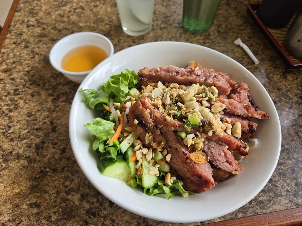 Grilled Chicken Vermicelli