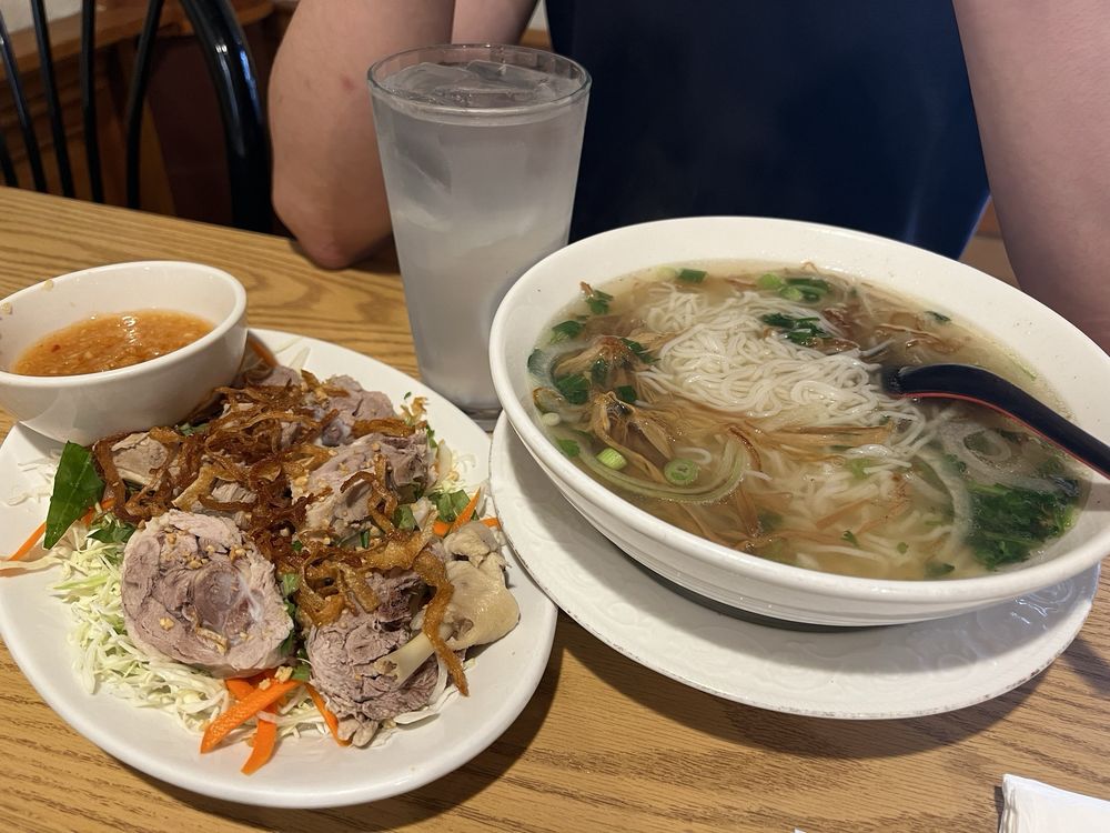 S5: Bún Măng Vịt / Vietnamese Duck Noodle Soup
