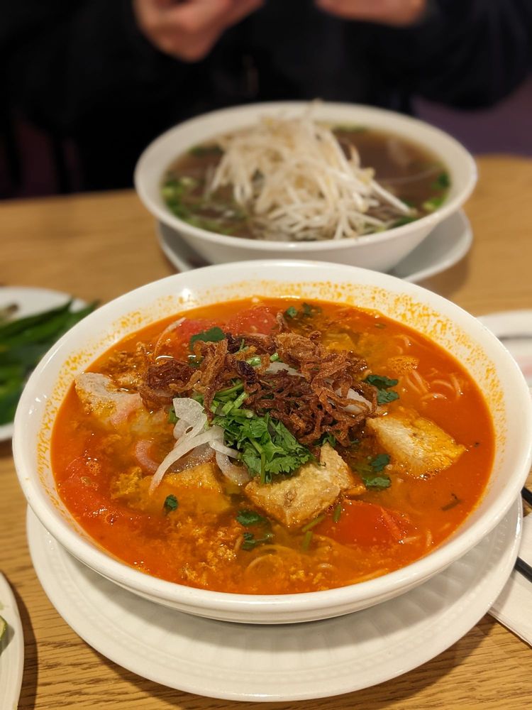 Bun Rieu