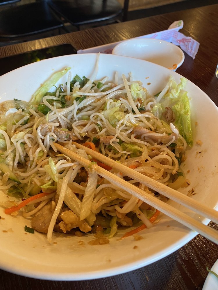 Lemongrass Chicken Vermicelli