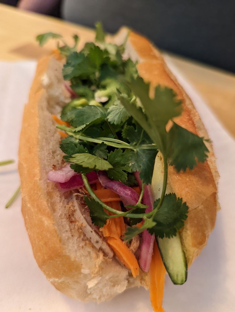 V4 Banh Mi Tofu