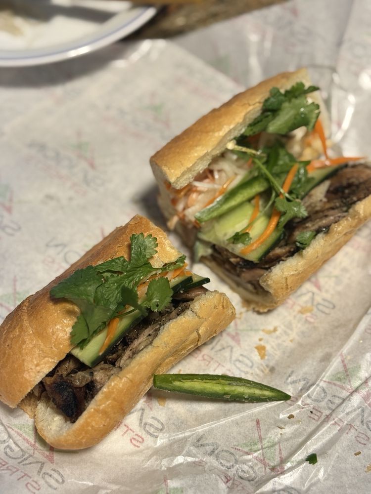 Chicken Banh Mi