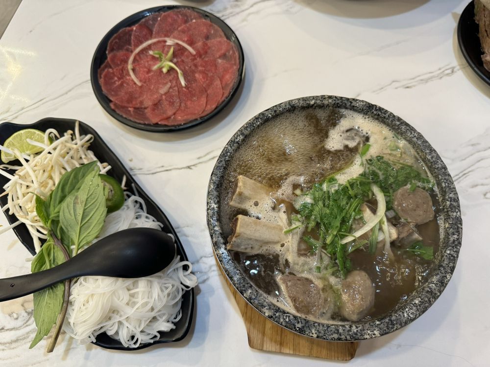 Hot Stone Pho