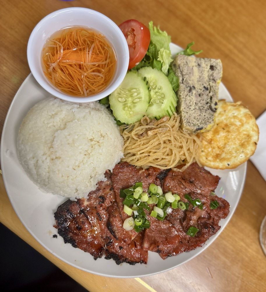 Pork Chop Broken Rice