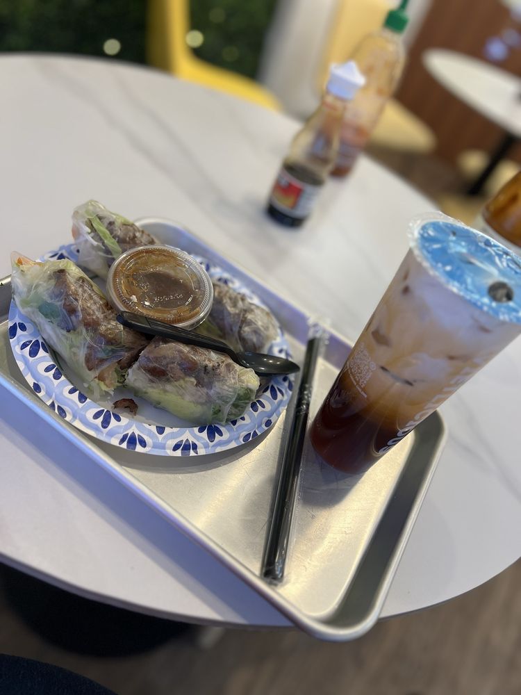 Avocado Spring Rolls