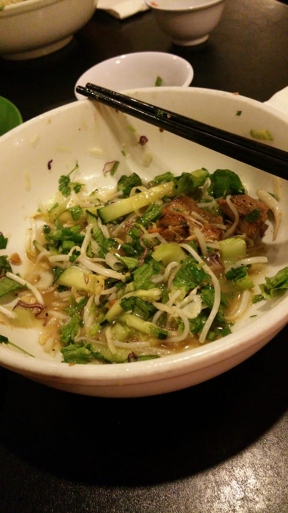 Lemon Grass Chicken Noodle Bowl