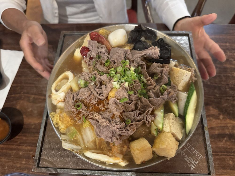 Taiwanese Supreme Spicy Hot Soup