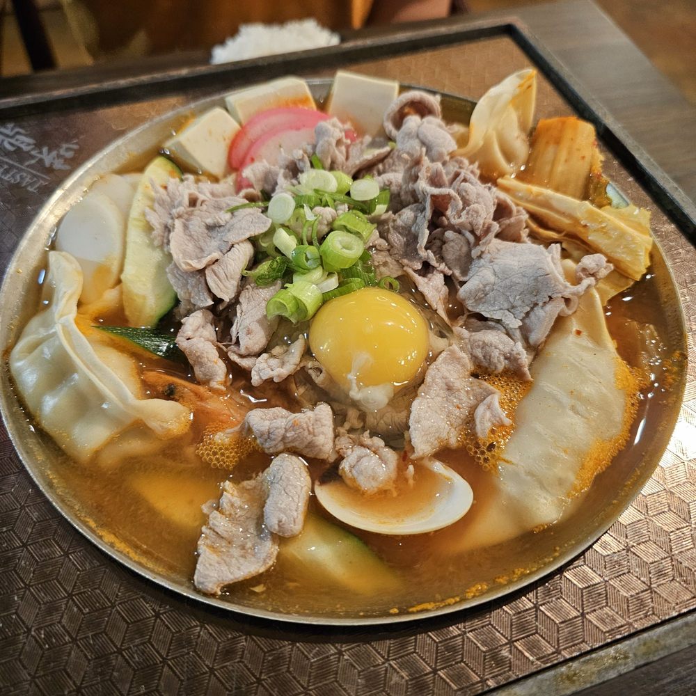 Kimchi Dumpling Hot Soup