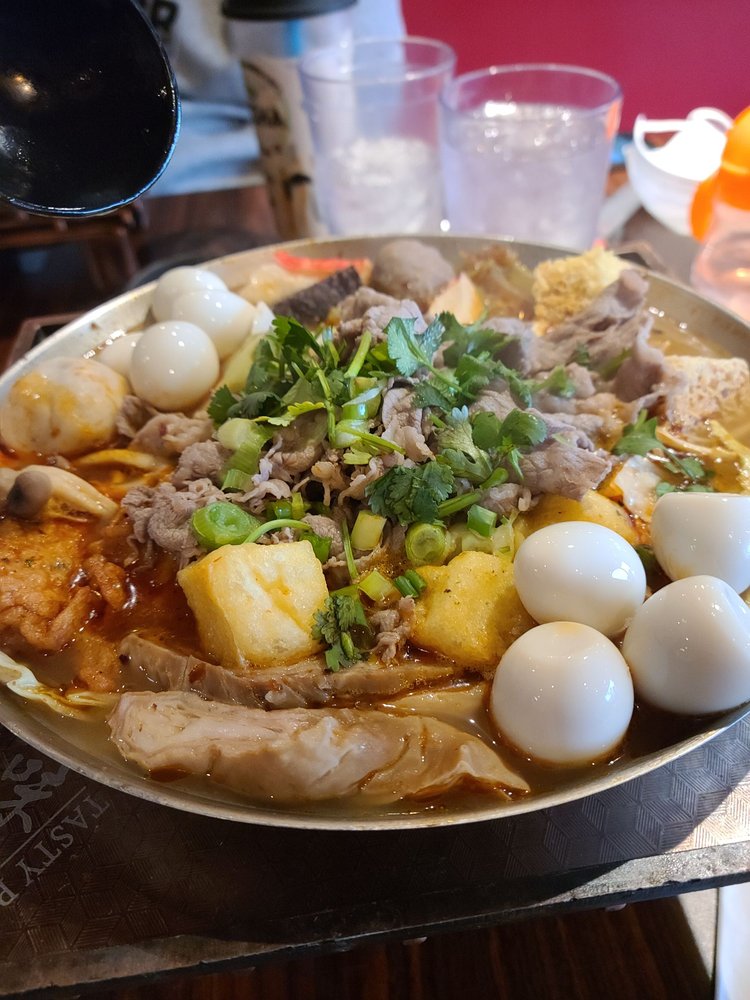Taiwanese Hot Pot