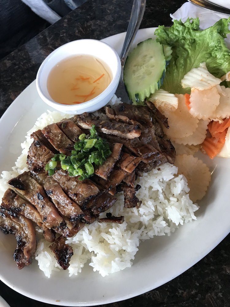 Grilled Lemongrass Pork Rice Plate
