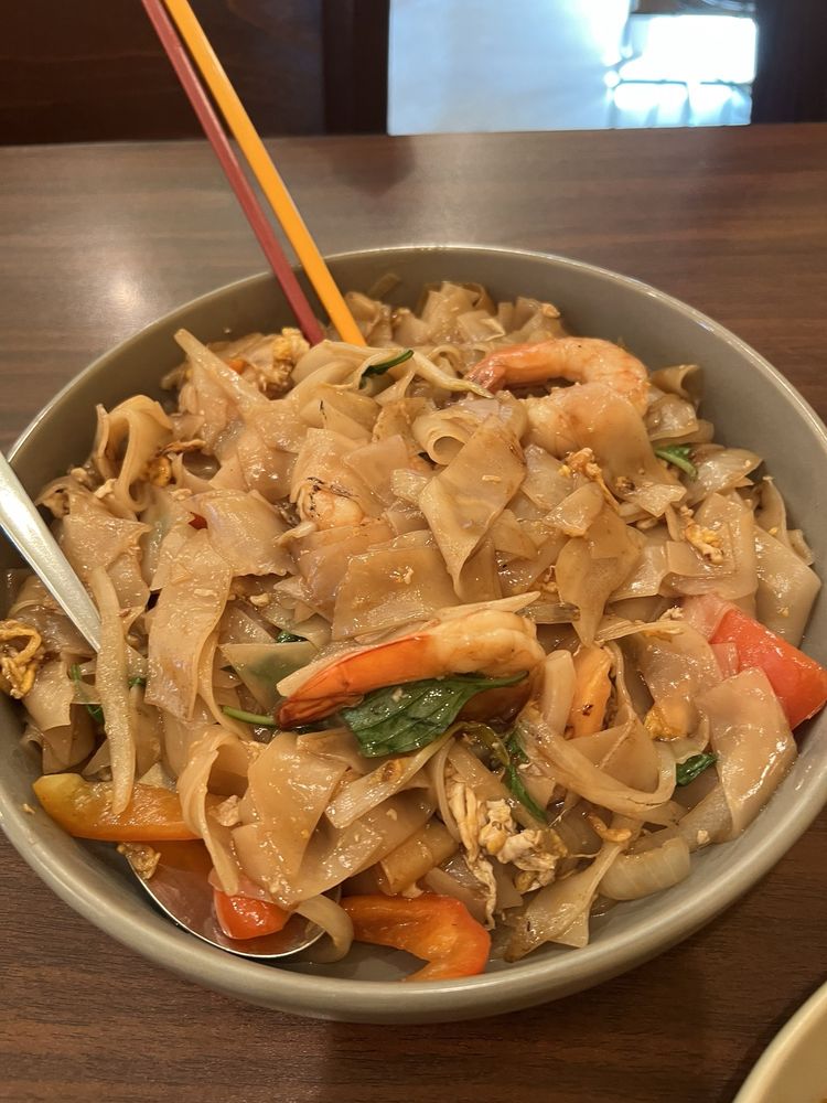 Pad Kee Mow